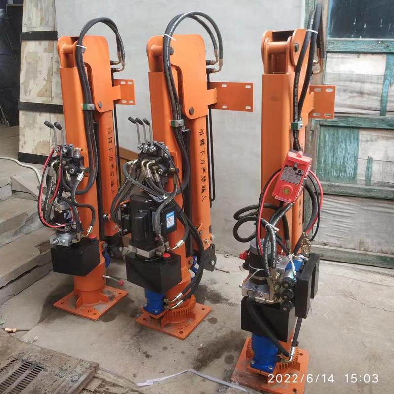 宛城区重汽蓝牌随车吊 3.2吨 国六动力强 液压驱动 农用自卸起重机